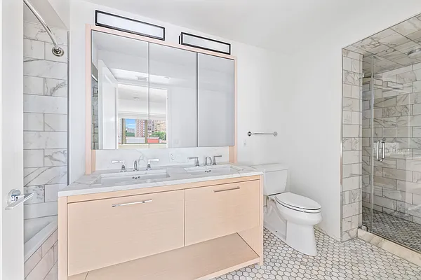 Rented by City Connections Realty | media 20