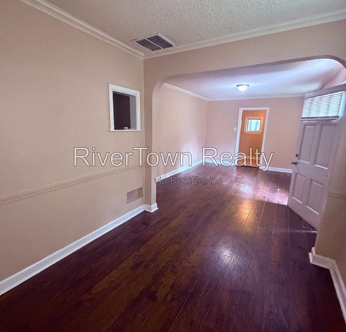 2 bed, 1.0 bath, 922 sqft, $995 — Photo 4