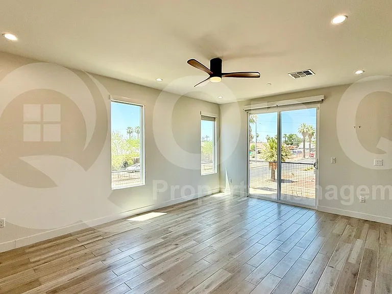 825 N 9th Ave #1 — Photo 5