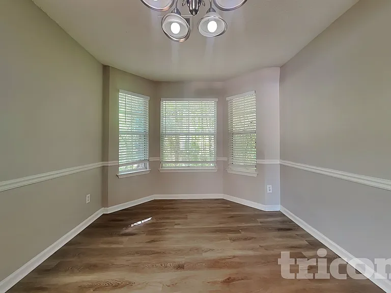 6746 Pole Creek Dr — Photo 4