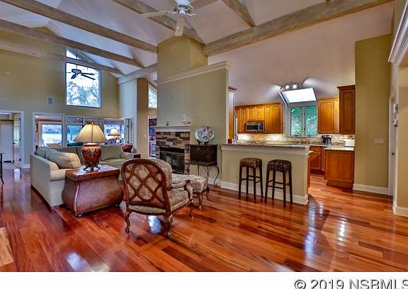 5th image of 605 Saint Andrews Blvd