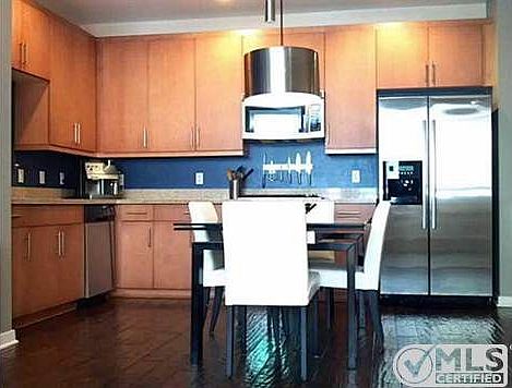 4th image of 3650 5th Ave Unit 408