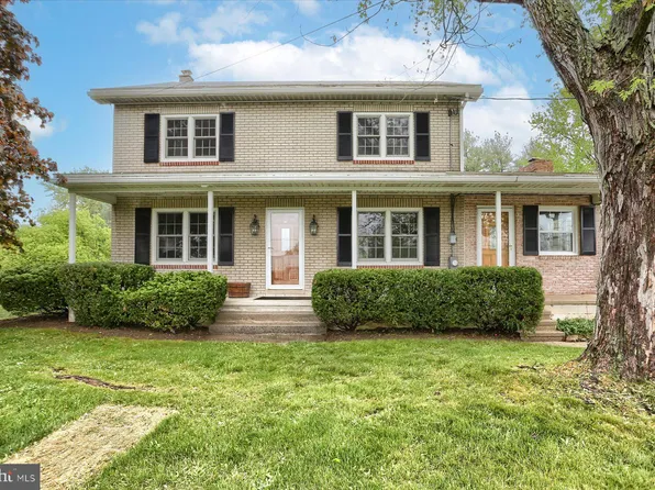 453 N Meadow Ln, Harrisburg, PA 17112