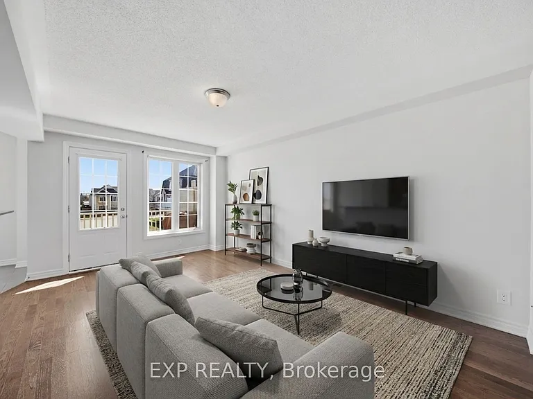 429 Rosingdale St — Photo 6