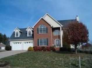 2526 Chandy St, Newton, NC 28658