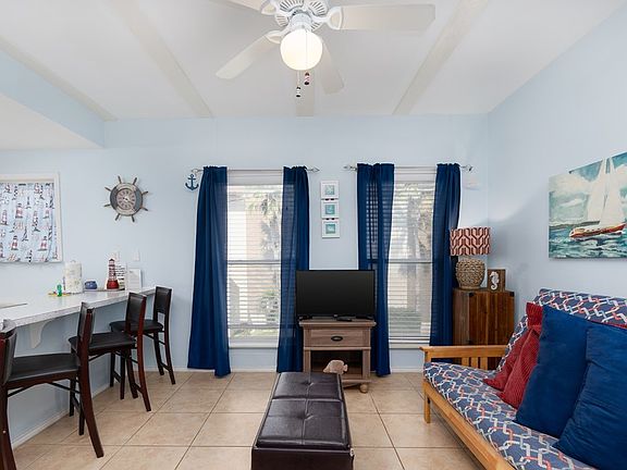 3rd image of 123 E Morningside Dr #202