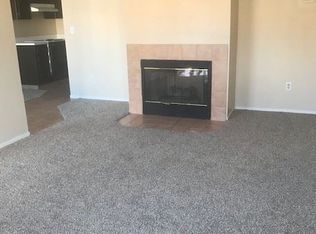 3007 Brookside Dr APT B, Bakersfield, CA 93311