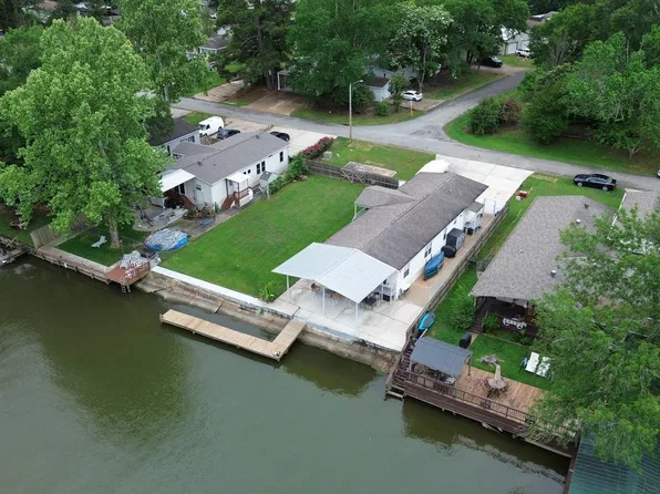14186 & 14184 Shadow Bay Dr, Willis, TX 77318