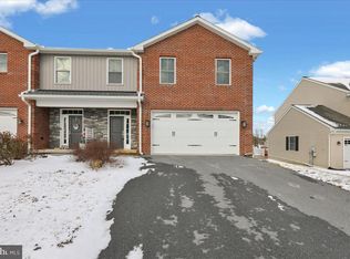 3 Hull Ct, Lancaster, PA 17603