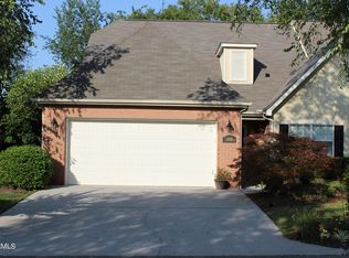 2626 Knob Creek Ln, Knoxville, TN 37912