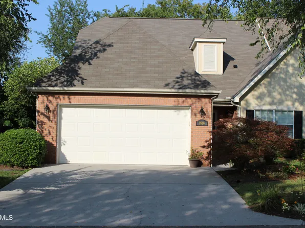 2626 Knob Creek Ln, Knoxville, TN 37912