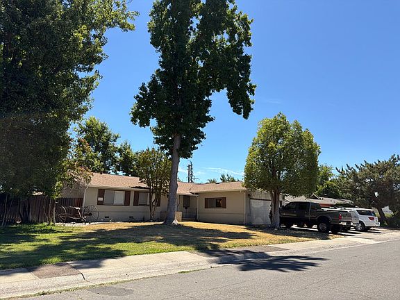3rd image of 3200 Mayer Way