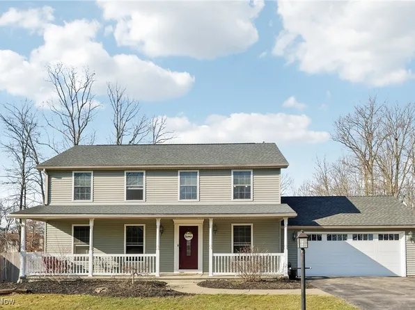 3140 Meanderwood Dr, Canfield, OH 44406