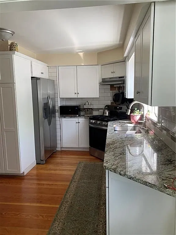 2 bed, 1.0 bath, 1150 sqft, $2,100 — Photo 3