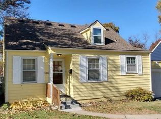 8308 Belleview Ave, Kansas City, MO 64114