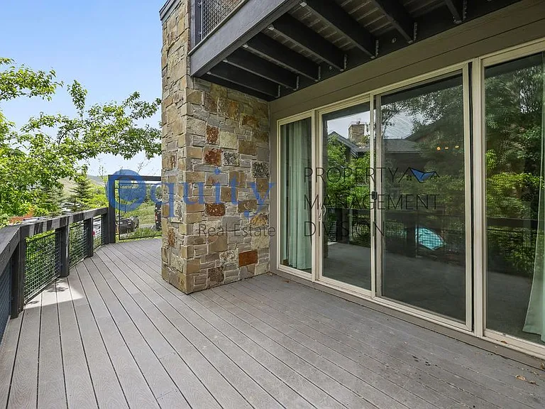 8143 Courtyard Loop — Photo 7
