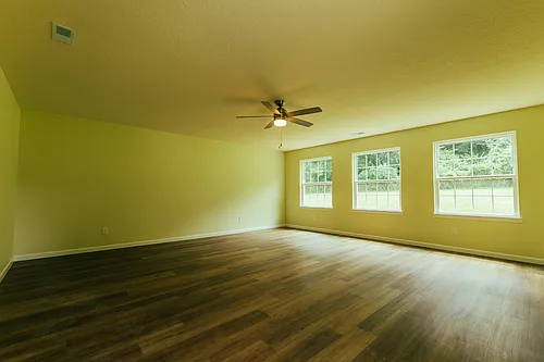 300 E Bacon St Photo 1