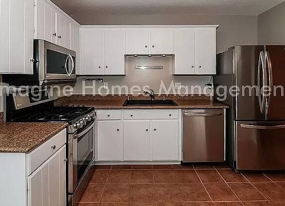 5th image of 5827 Vincent Ave S
