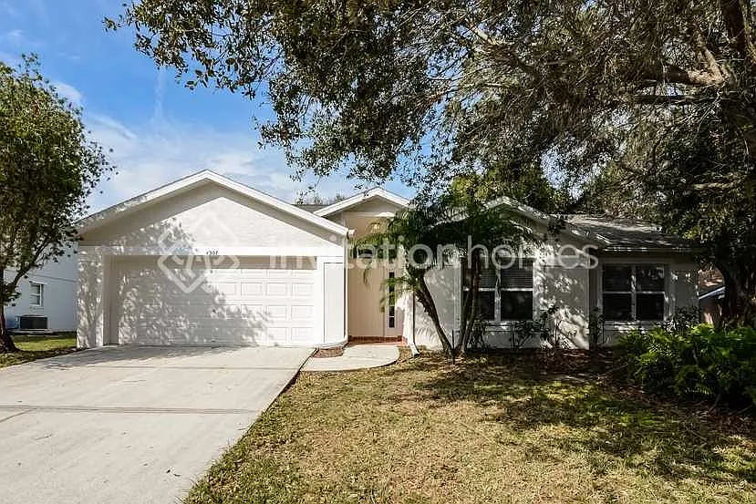 4307 2nd Ave E Bradenton, FL 34208 — Photo 1