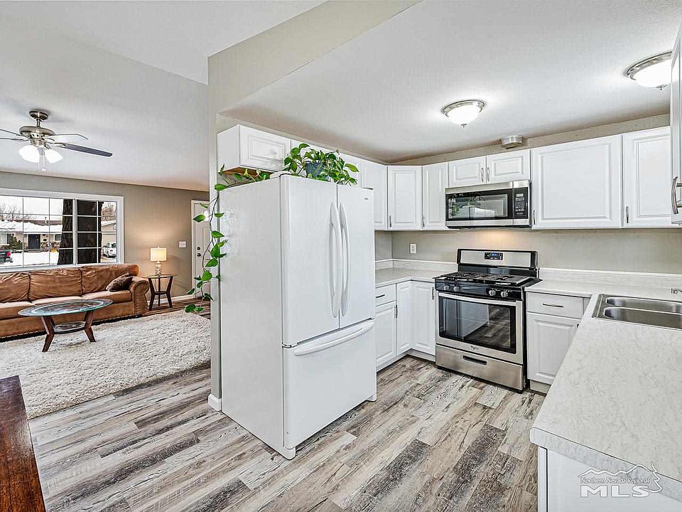 1st image of 1449 Lindsay Ln
