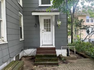 354 Greenwich St APT 4, Valparaiso, IN 46383