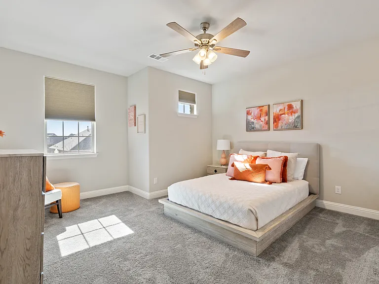 950 Waterview Dr — Photo 13