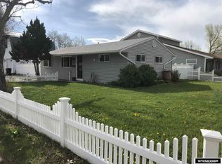 3035 De Smet Dr, Casper, WY 82604