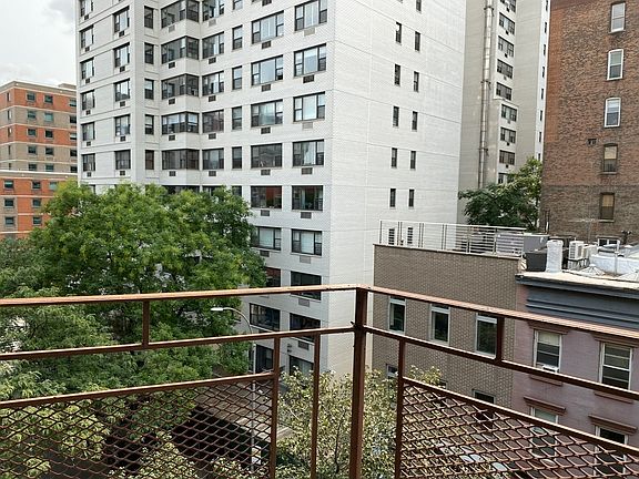 5th image of 85 E 10th St APT 5K