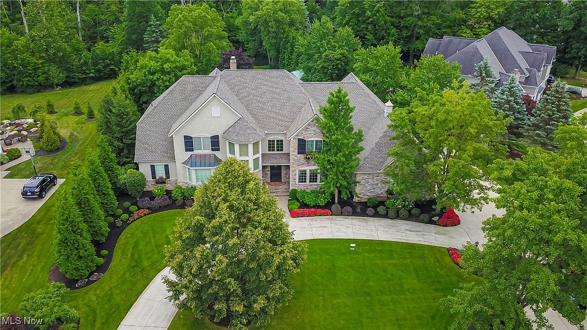 6595 Dorset Ln, Solon, OH 44139 | Zillow