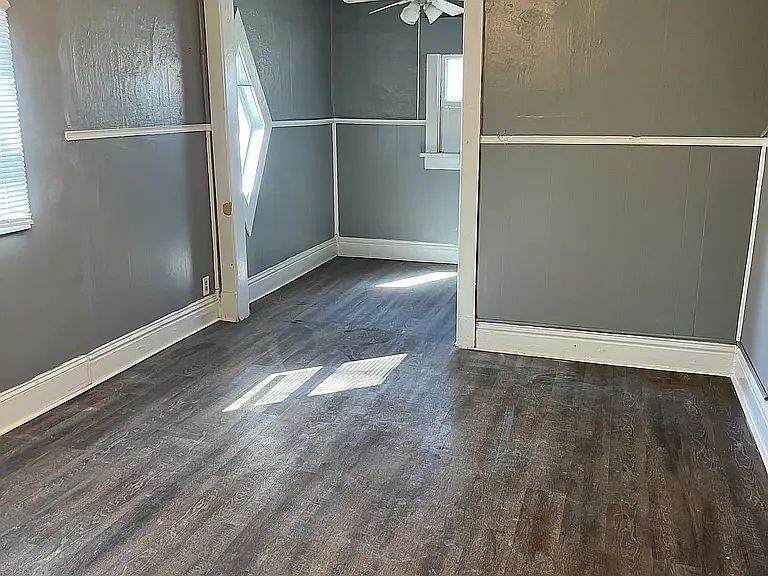 1st image of 116 E Prescott Ave APT 2