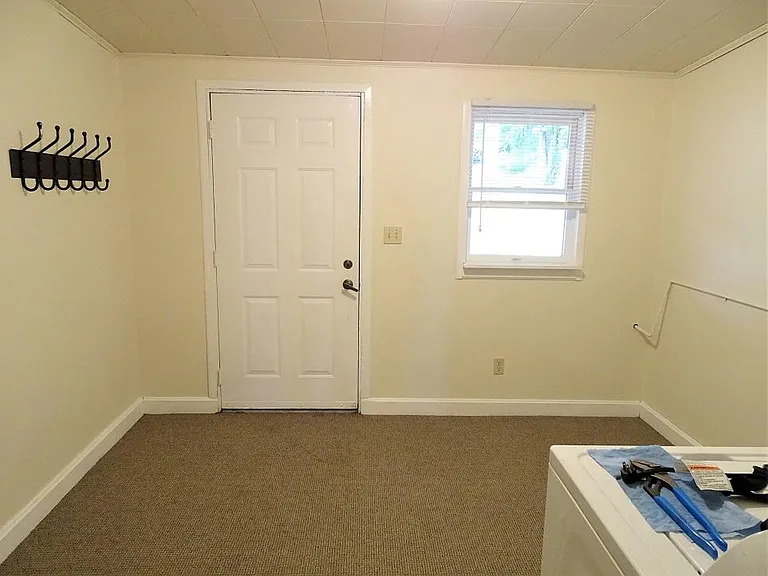 46 W Main St — Photo 10