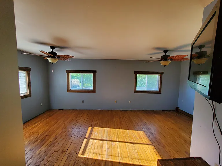 6632 Cedar Creek Rd — Photo 11
