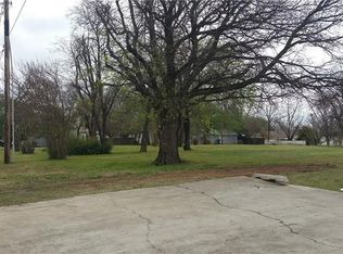 1804 S 8th St, Chickasha, OK 73018