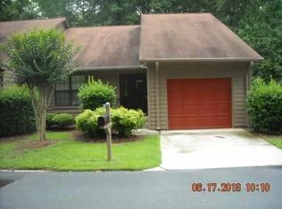 2147 Shea Ln, Seneca, SC 29672