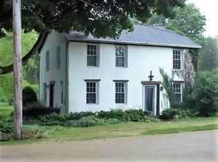 3785 W Rock St, Dixon, IL 61021