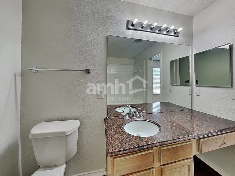 1601 White Oak Rd — Photo 10