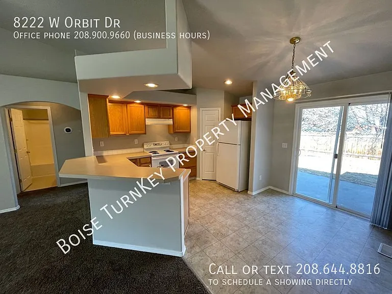 8222 W Orbit Dr — Photo 8