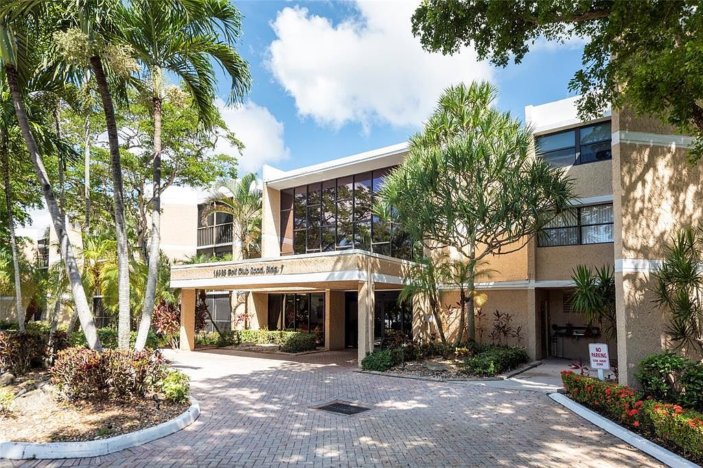 16325 Golf Club Rd #210