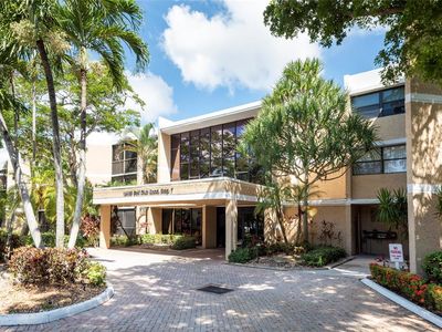 16325 Golf Club Rd #210, Weston, FL, 33326