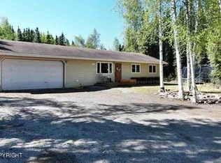 1011 Dakota St, North Pole, AK 99705