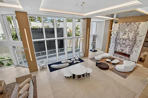 21205 Yacht Club Dr Photo 1