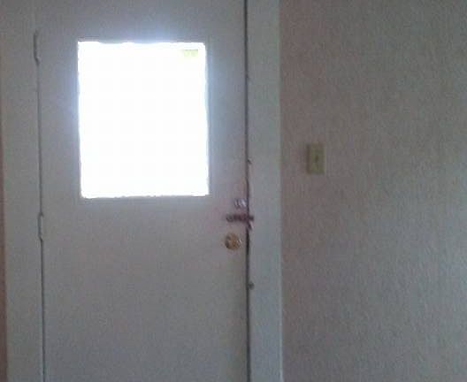 4th image of 1404 Benton Ave
