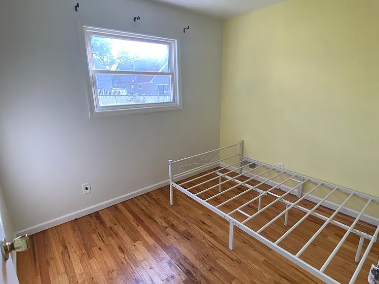 486 Ramona Ave — Photo 8