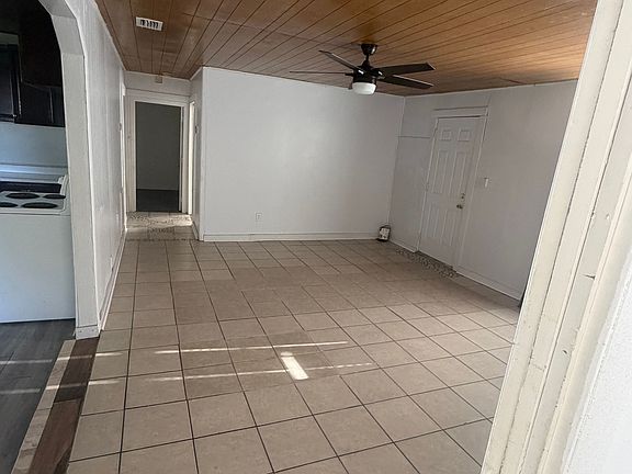 5th image of 38800 Merrell Ave