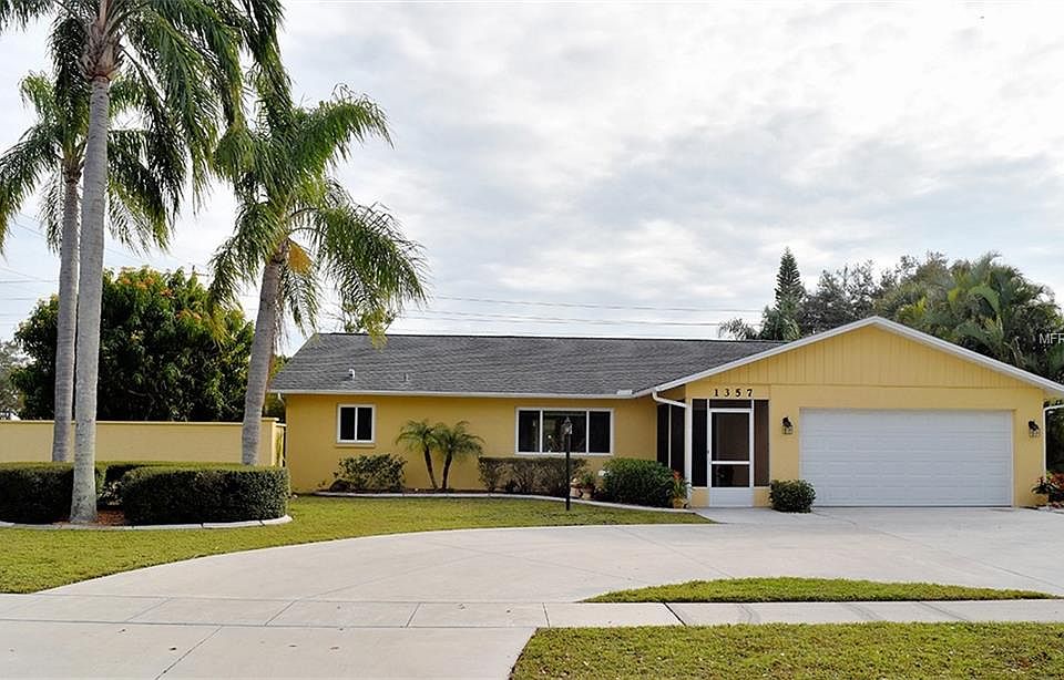 1st image of 1357 Lucaya Ave