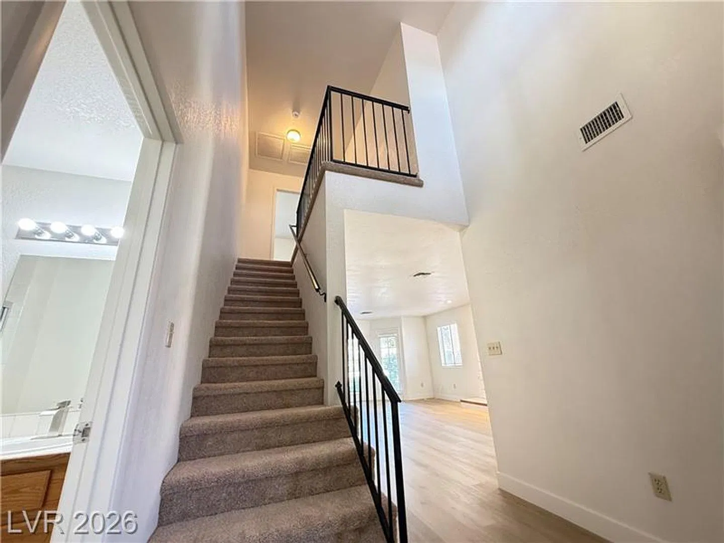 NC243 4025 Delos Drive (tenant dial code 010) — Photo 4