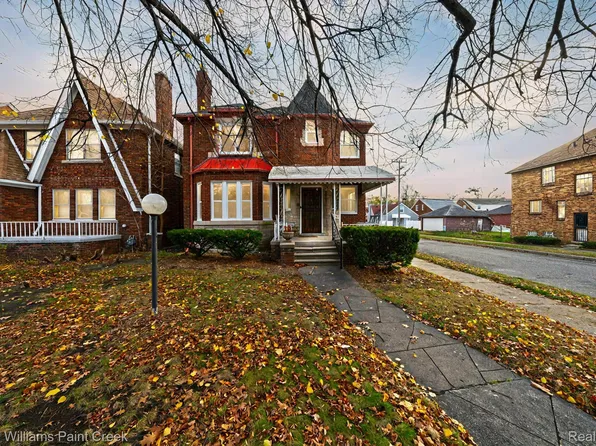 18002 Pennington Dr, Detroit, MI 48221