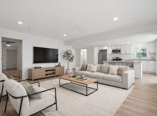 34 Cross St #1, Auburn Hills, MI 48326