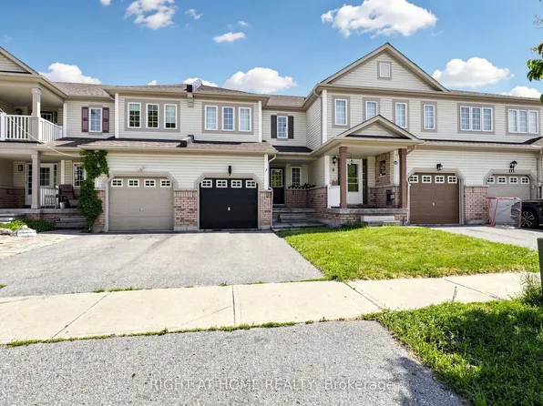 7 Macmillan Ave, Whitby, ON L1R 3H4