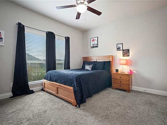 4th image of 8186 Marigold Loop N